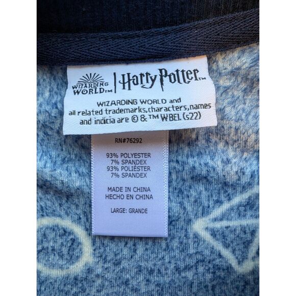 Harry Potter Navy Blue Velour L/S AOP Loungetop Sz L Comfy Soft Plush Wizardry - Picture 4 of 4